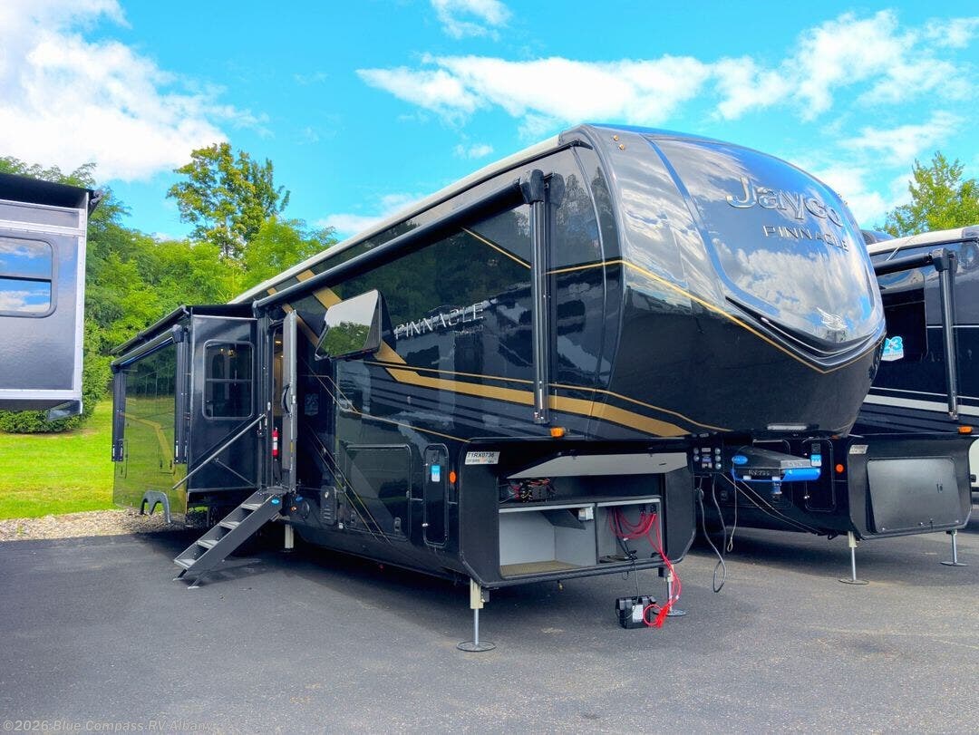 2026 Pinnacle 38FBRK by Jayco from Blue Compass RV Albany in Latham, New York