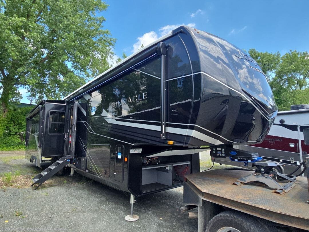 2026 Pinnacle 38FBRK by Jayco from Blue Compass RV Albany in Latham, New York