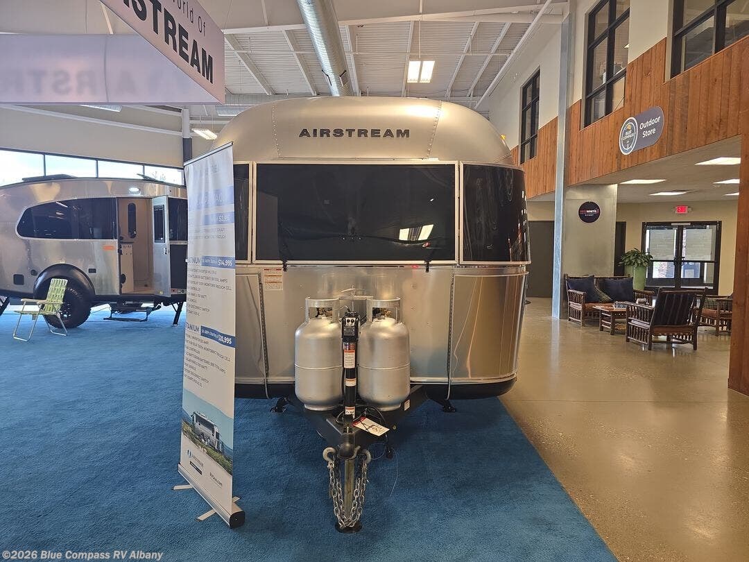 New 2026 Airstream Classic 28RB Twin available in Latham, New York