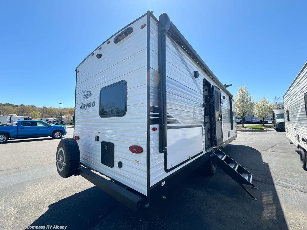 New 2026 Jayco Jay Flight SLX 263BHS available in Latham, New York