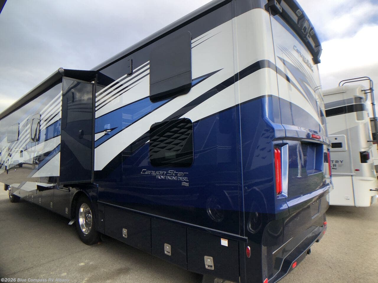 New 2026 Newmar Canyon Star 3947 available in Latham, New York