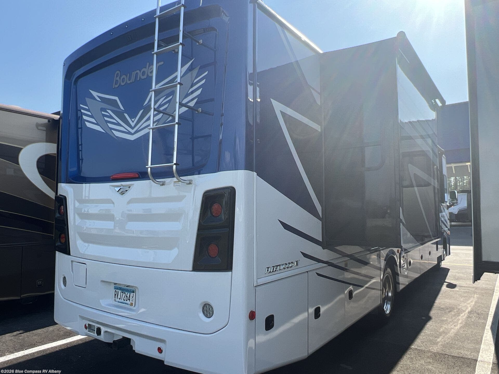 2025 Bounder 35K by Fleetwood from Blue Compass RV Albany in Latham, New York
