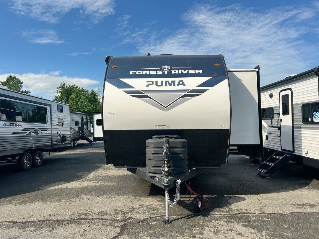 New 2027 Forest River Puma 32BHFS available in Latham, New York