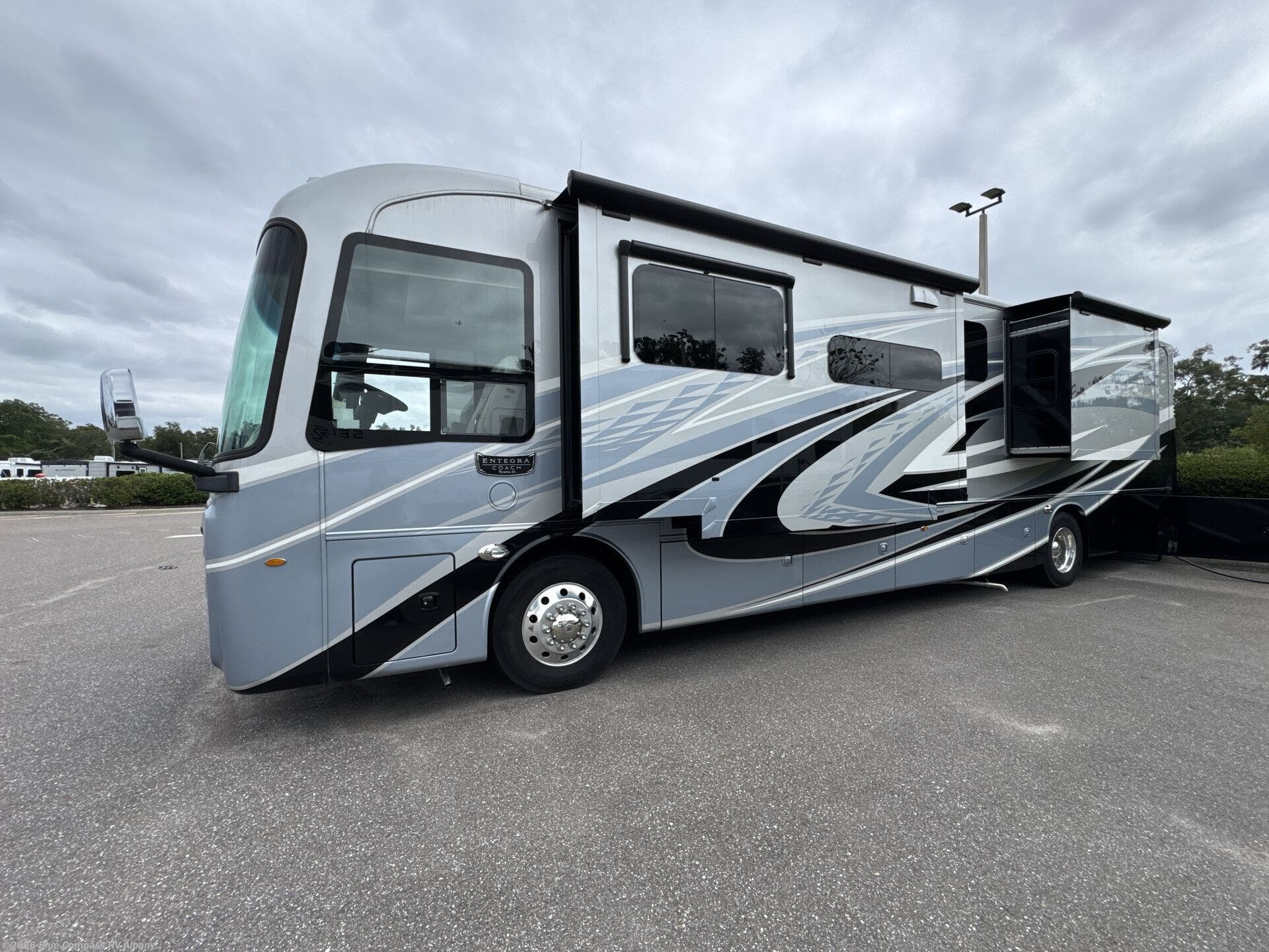 2025 Ekko 22A by Winnebago from Blue Compass RV Albany in Latham, New York