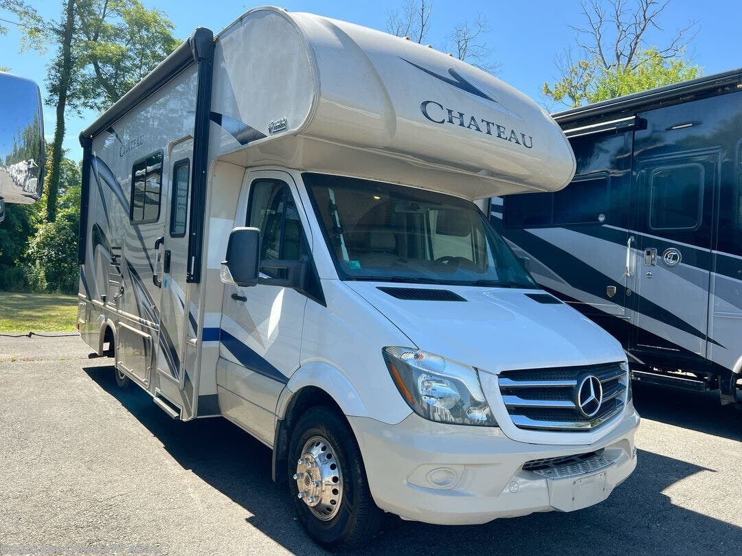 Used 2018 Thor Motor Coach Chateau Sprinter 24BL available in Latham, New York