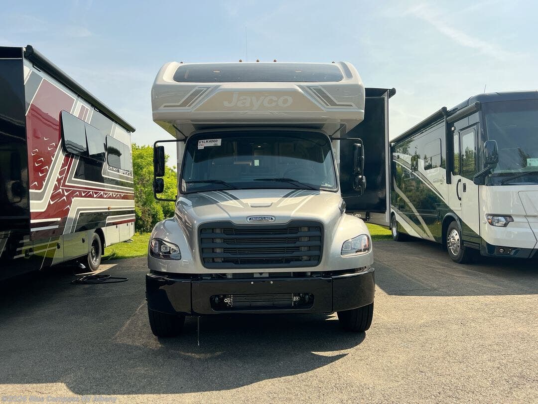 New 2027 Jayco Seneca Prestige 37K available in Latham, New York