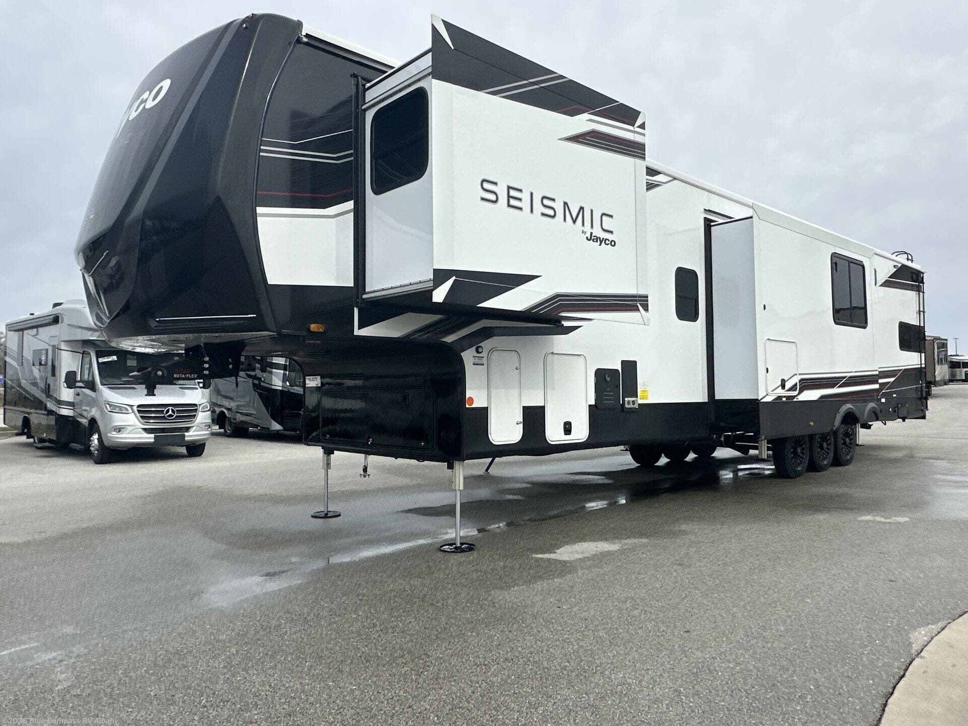 New 2026 Jayco Seismic 395 available in Latham, New York