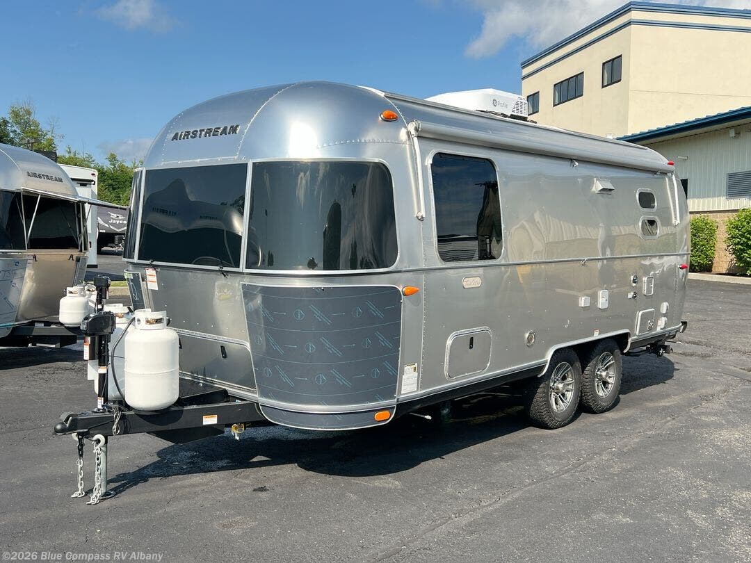 New 2027 Airstream Trade Wind 23FB Twin available in Latham, New York