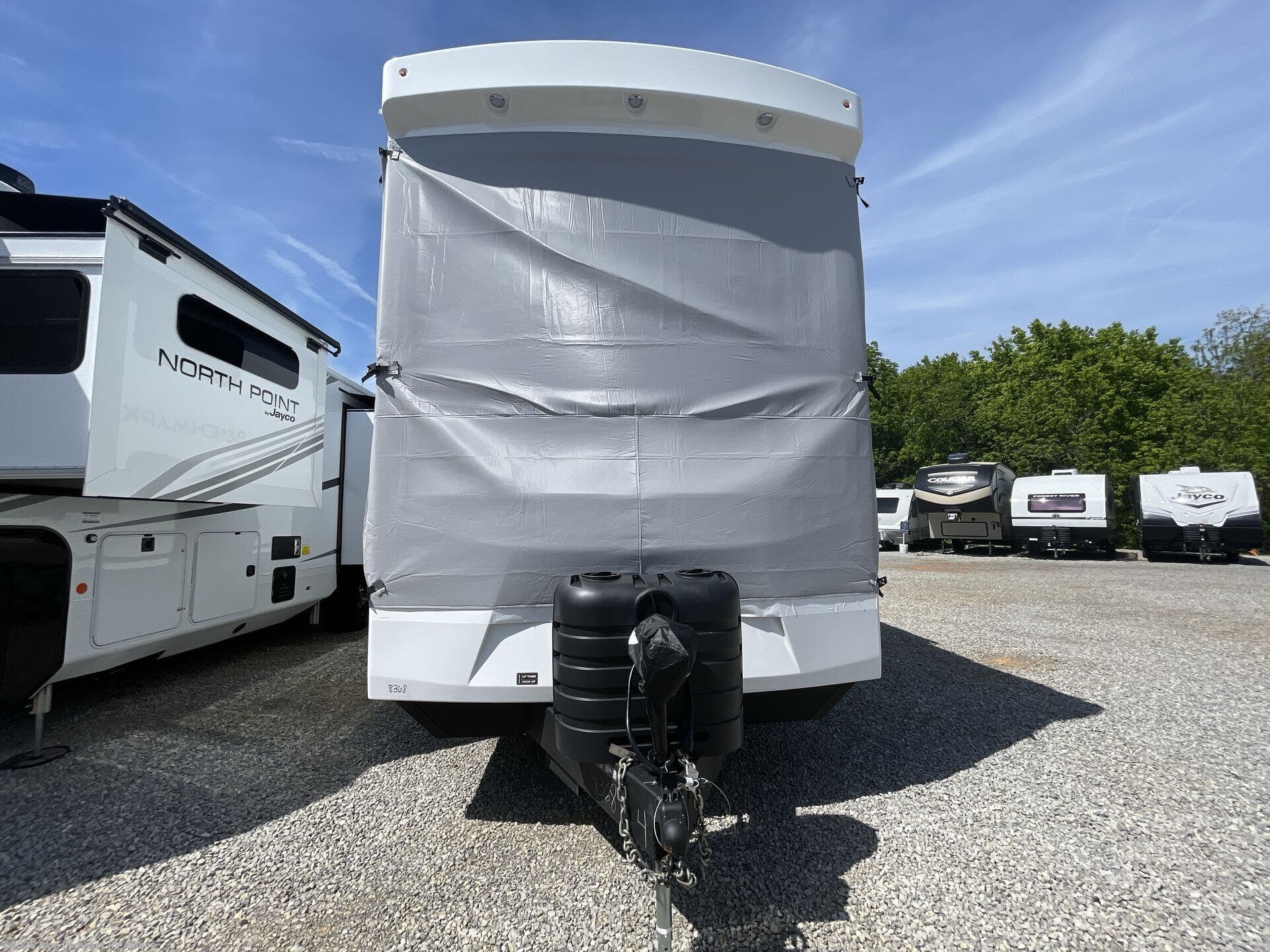 New 2026 Alliance RV Benchmark 44LFT available in Latham, New York