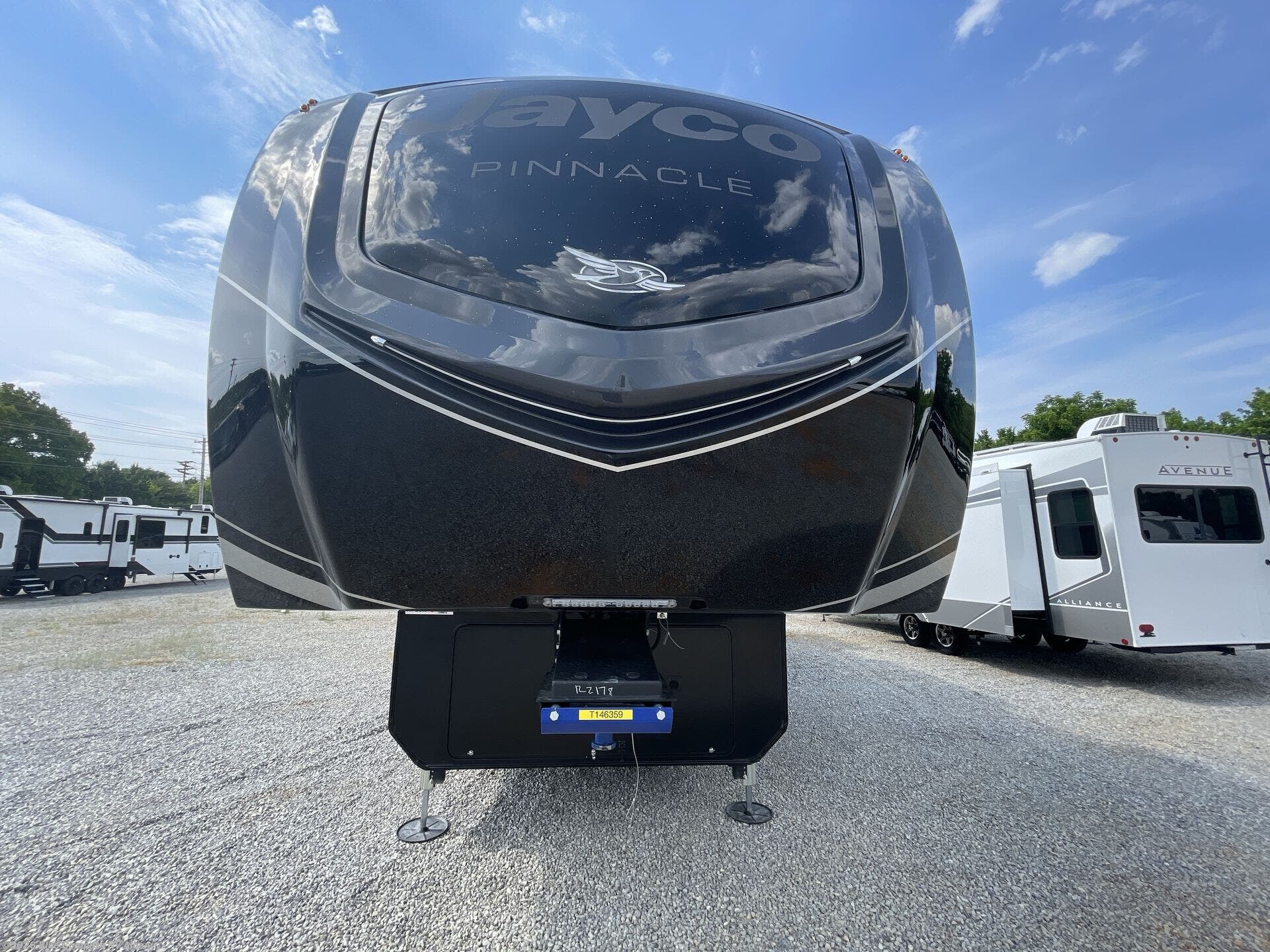 New 2026 Jayco Pinnacle 39FLOK available in Latham, New York