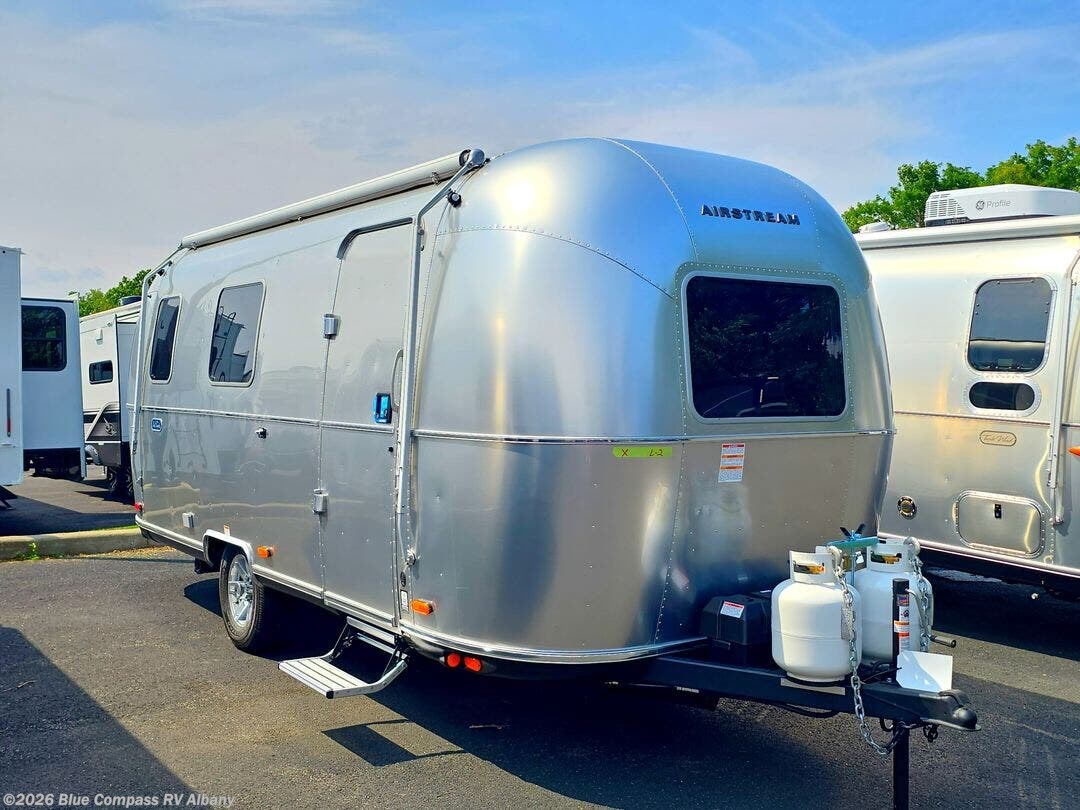 2027 World Traveler 22RB by Airstream from Blue Compass RV Albany in Latham, New York