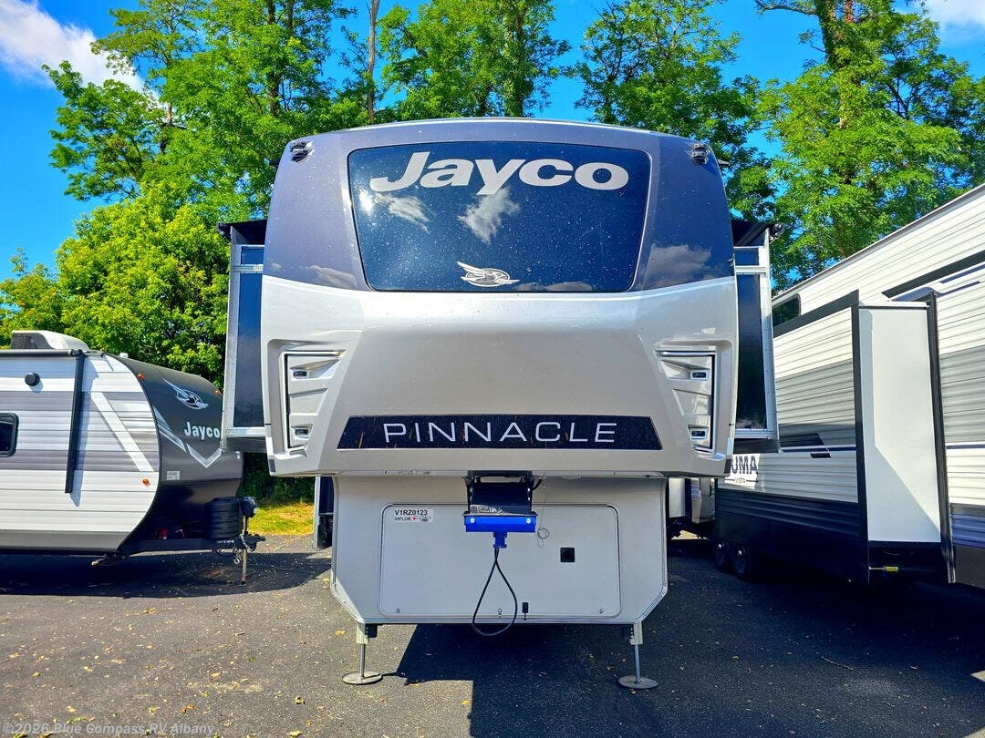 New 2027 Jayco Pinnacle 39FLOK available in Latham, New York
