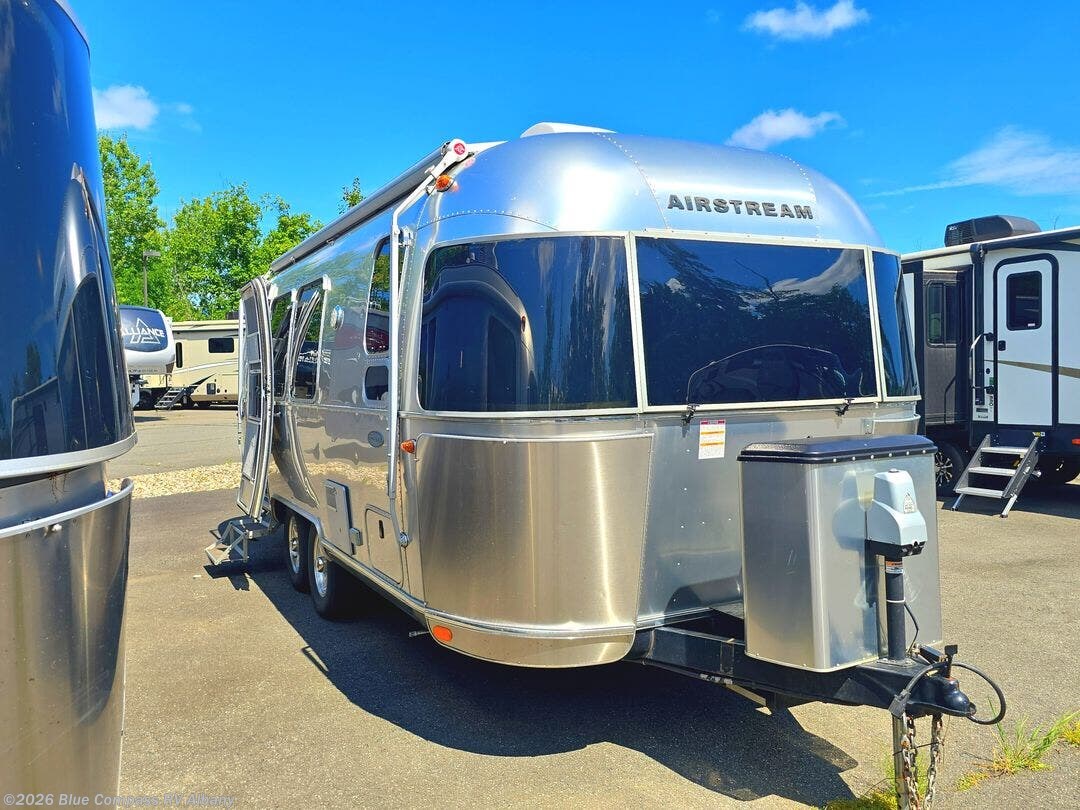 2019 Flying Cloud 23FB by Airstream from Blue Compass RV Albany in Latham, New York