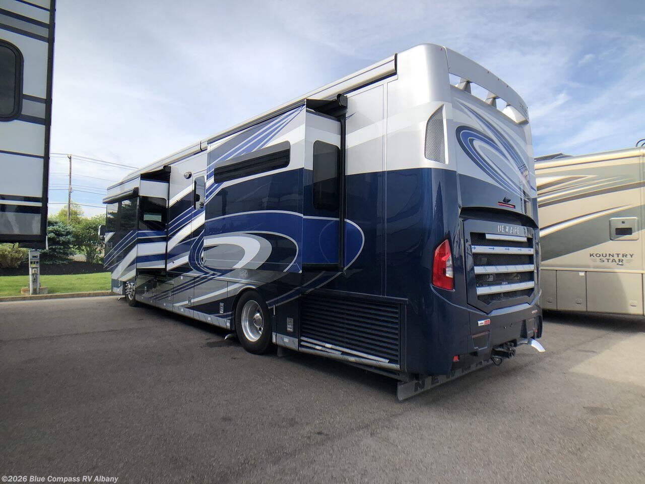 New 2027 Newmar New Aire 3543 available in Latham, New York