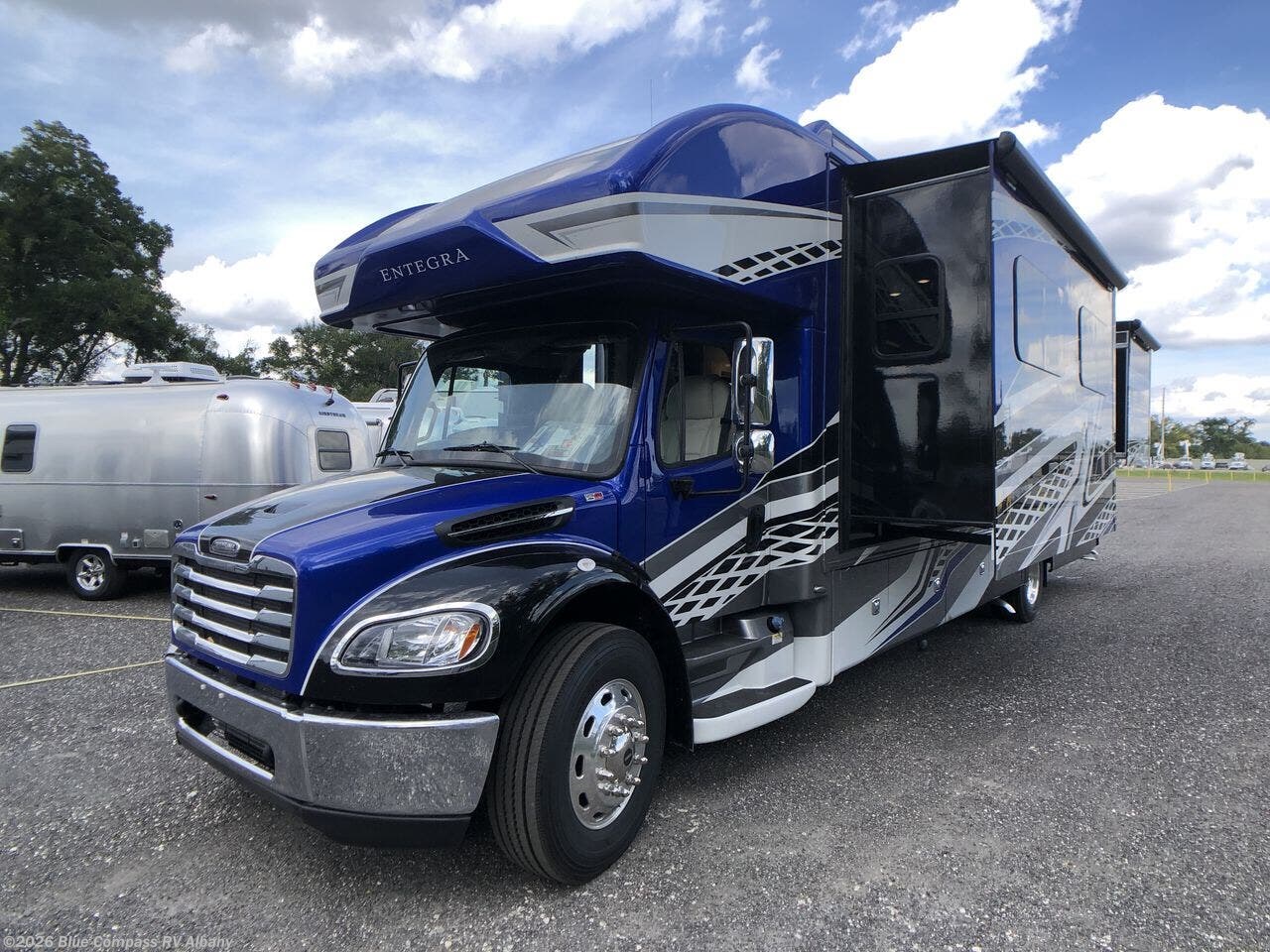 2027 Accolade XL 37M by Entegra Coach from Blue Compass RV Albany in Latham, New York
