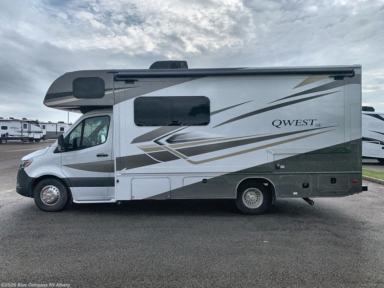 New 2027 Entegra Coach Qwest SE 24L 24L available in Latham, New York