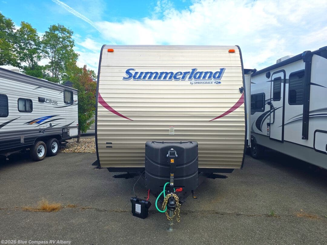 Used 2014 Keystone Summerland 2820BHGS available in Latham, New York