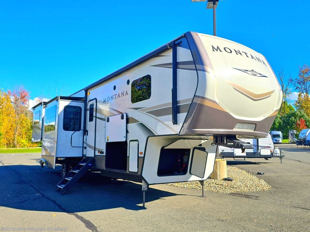 2019 Montana 3791RD by Keystone from Blue Compass RV Albany in Latham, New York