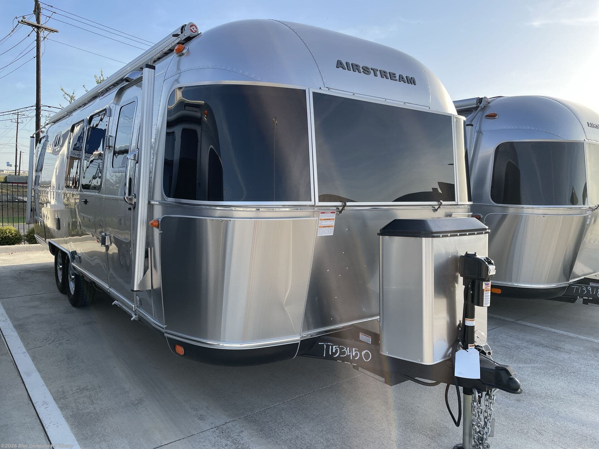 2027 Classic 28RB Twin by Airstream from Blue Compass RV Albany in Latham, New York