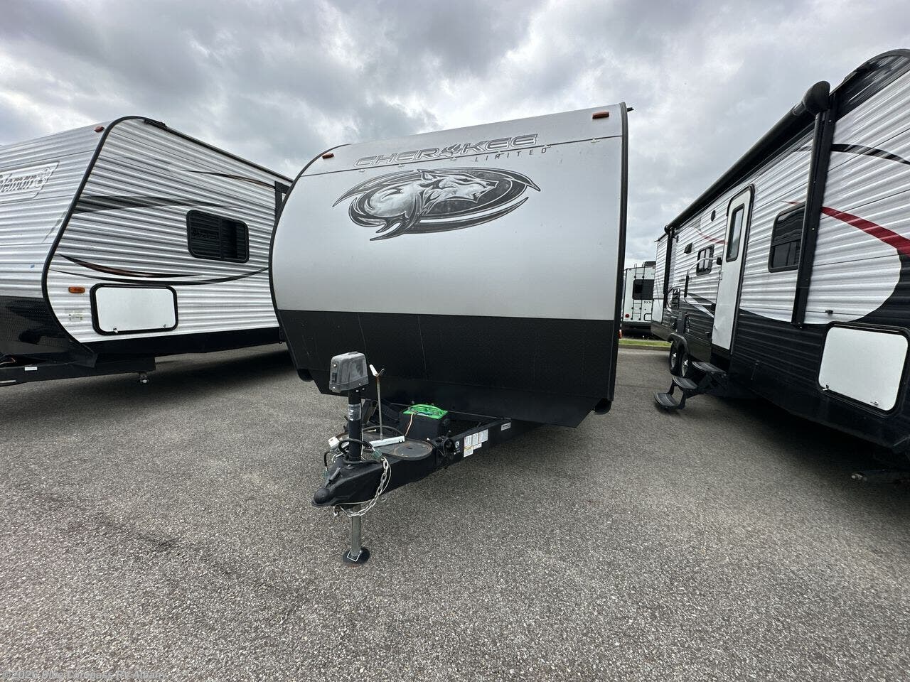Used 2020 Forest River Cherokee 284DBH available in Latham, New York