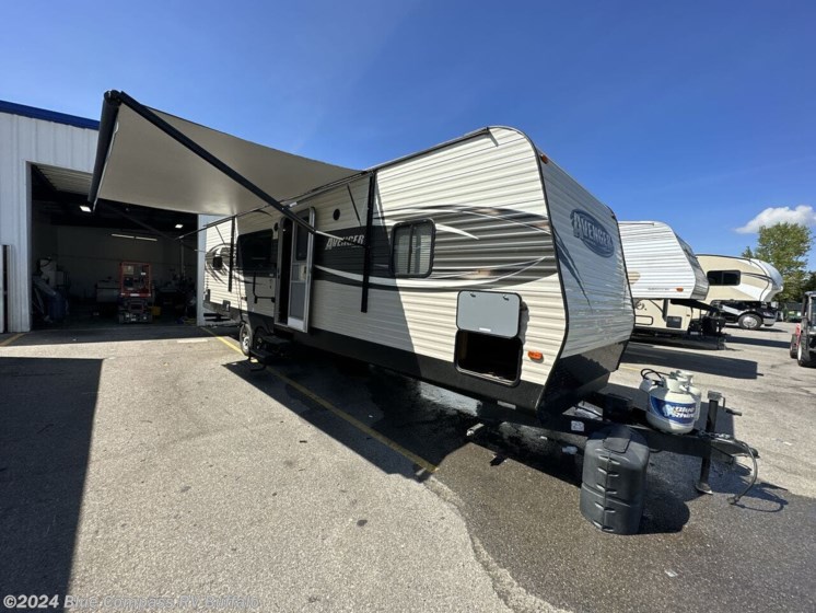 Used 2017 Prime Time Avenger ATI 27RKS available in West Seneca, New York