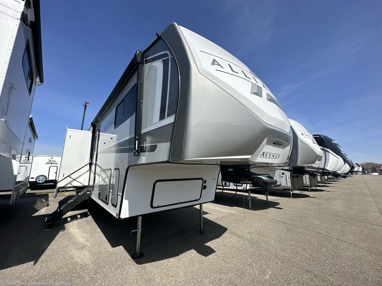 New 2025 Alliance RV Avenue 38DBL available in West Seneca, New York