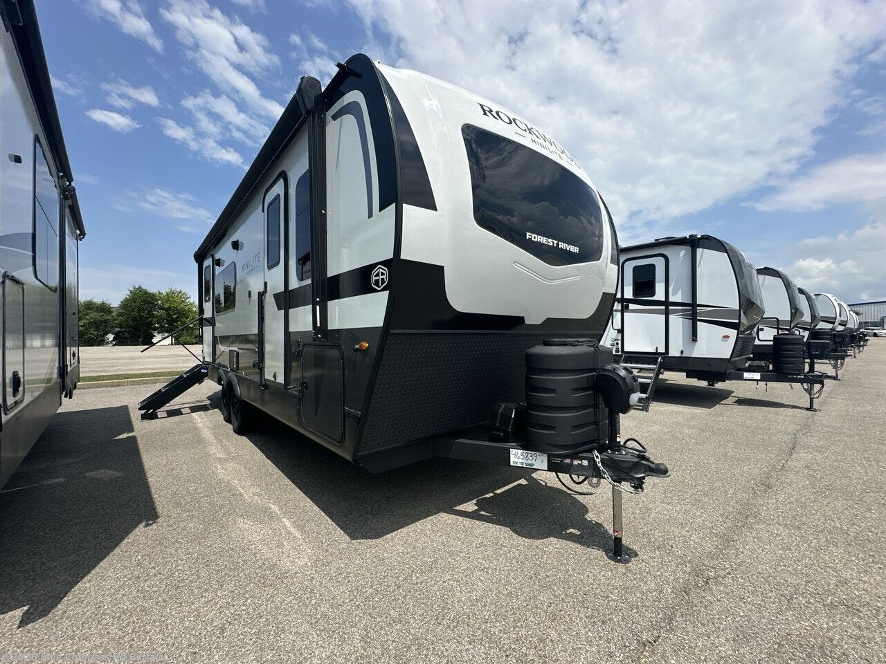 New 2026 Forest River Rockwood Mini Lite 2515S available in West Seneca, New York