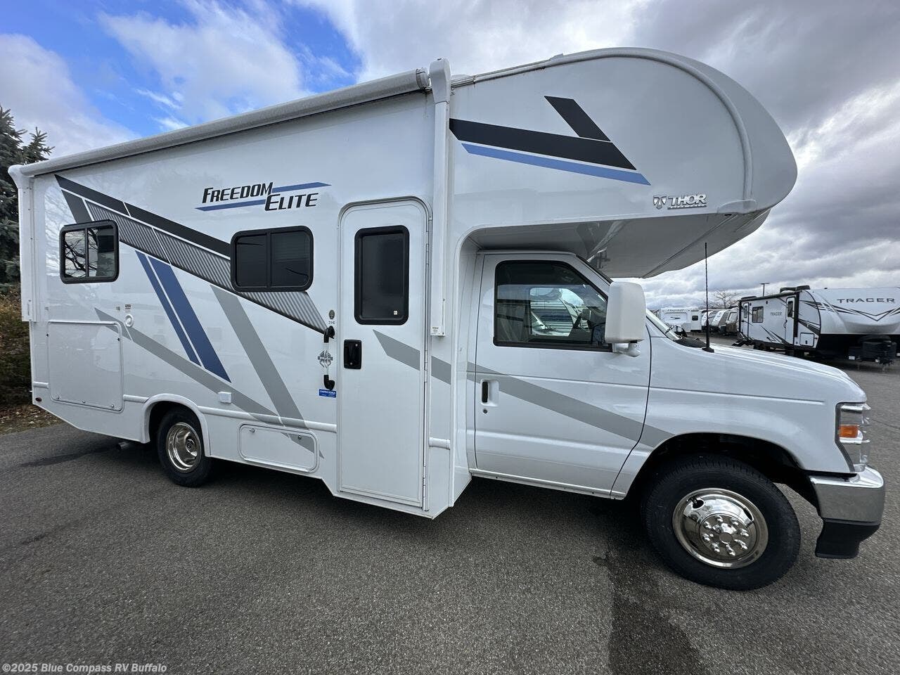2025 Thor Motor Coach Freedom Elite 21HE - Used Class C For Sale by Blue Compass RV Buffalo in West Seneca, New York