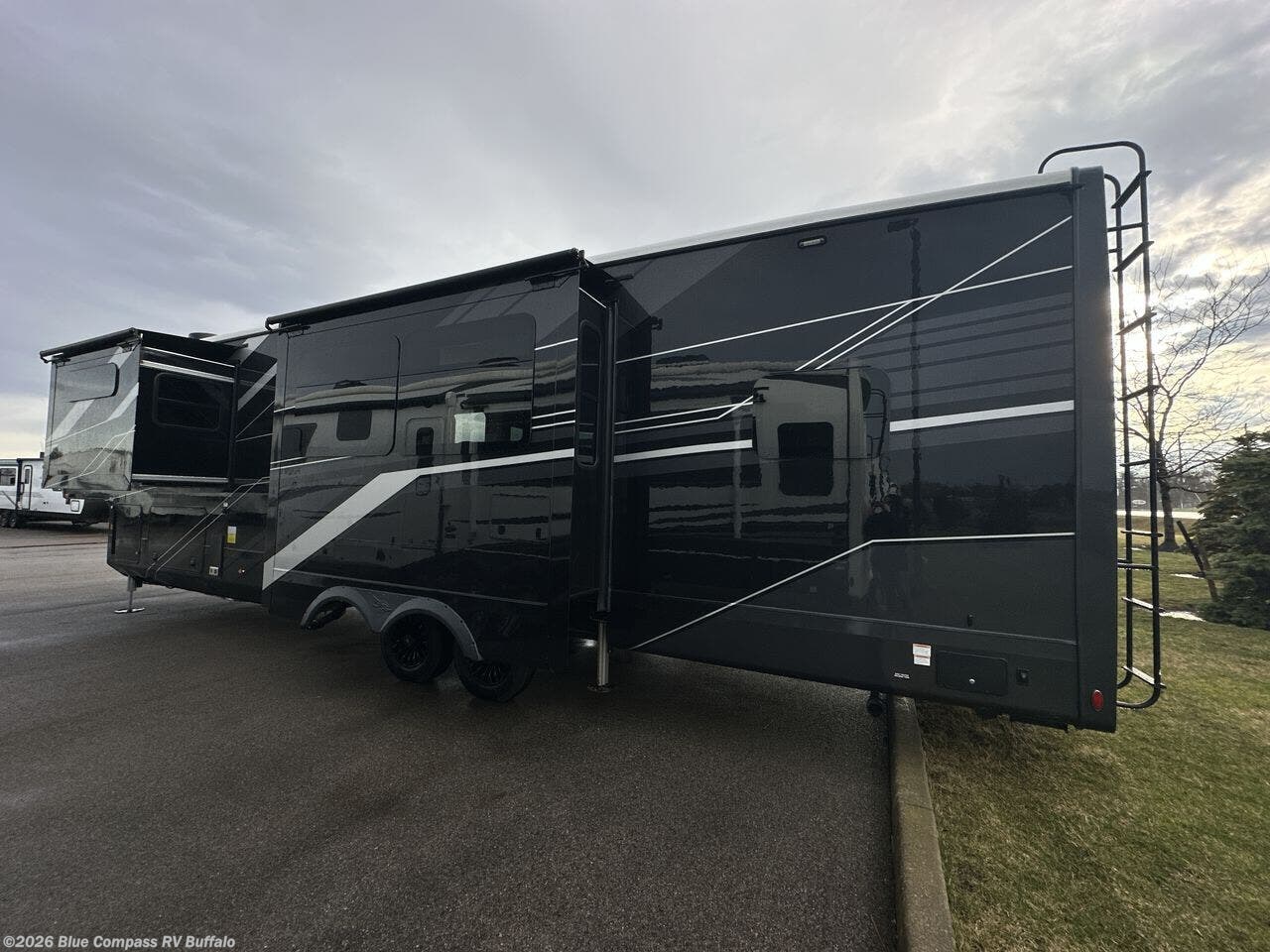 New 2026 Jayco Pinnacle 38FBRK available in West Seneca, New York