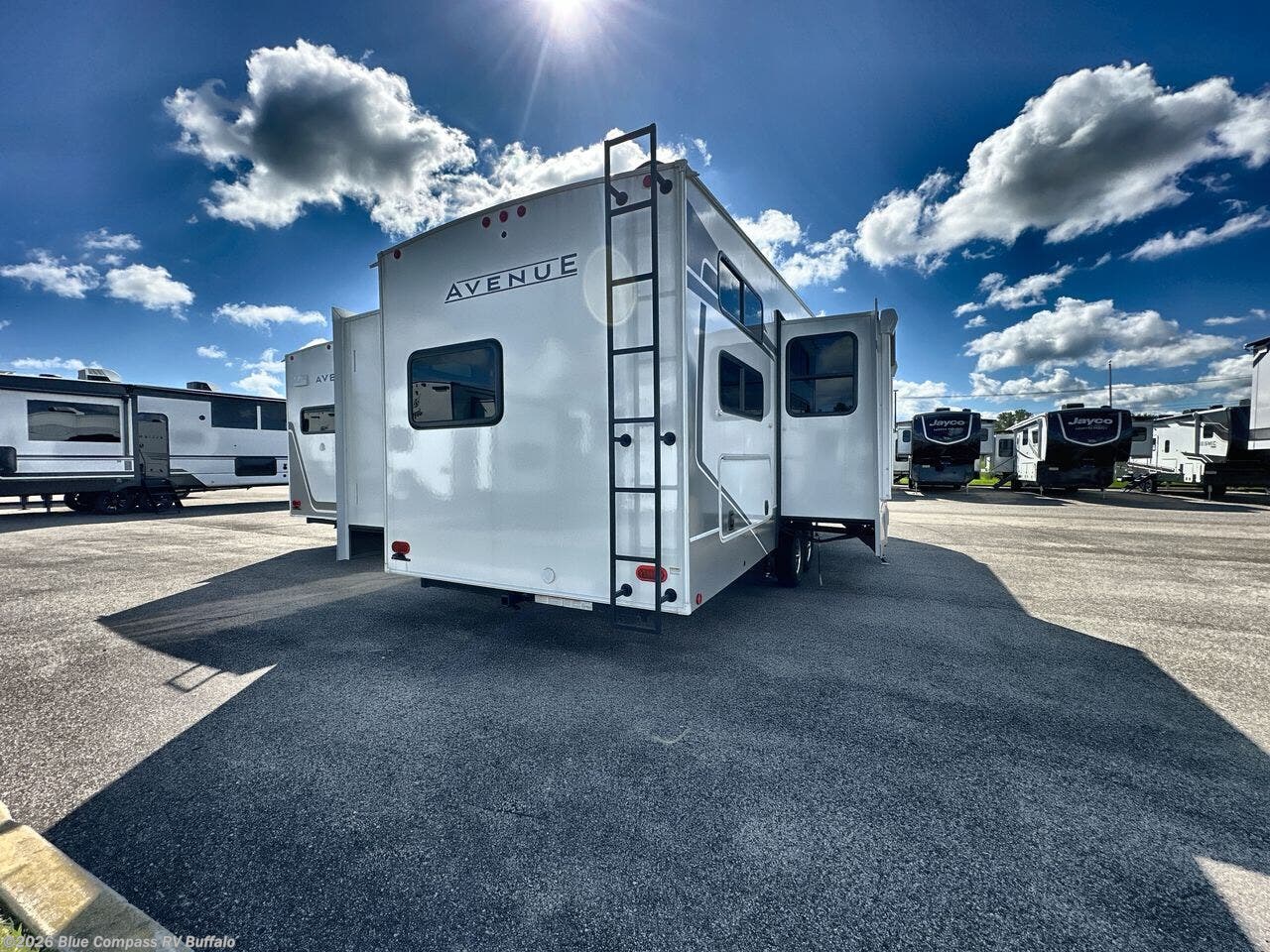 2026 Avenue All-Access 30BH by Alliance RV from Blue Compass RV Buffalo in West Seneca, New York