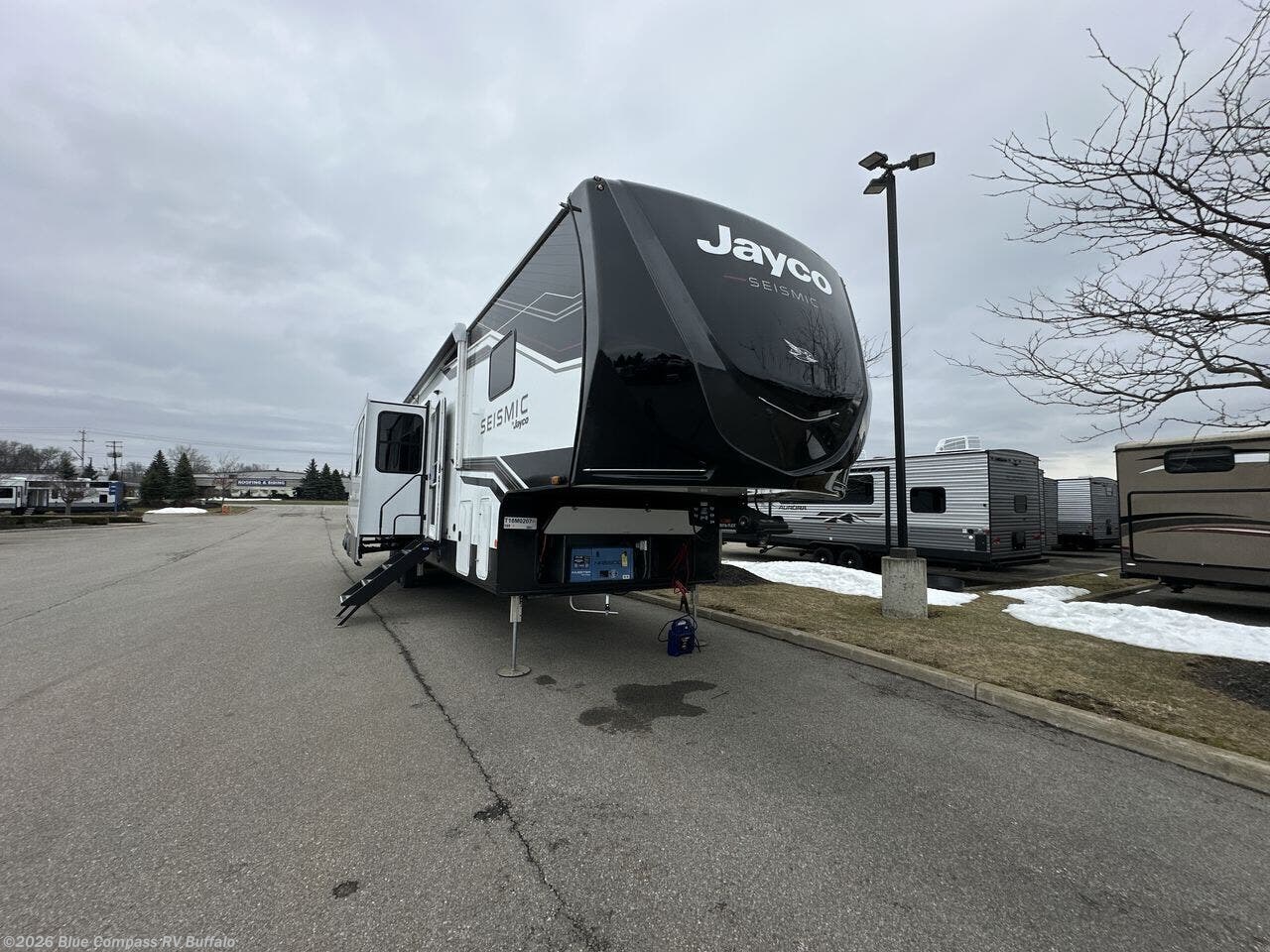 New 2026 Jayco Seismic 399 available in West Seneca, New York