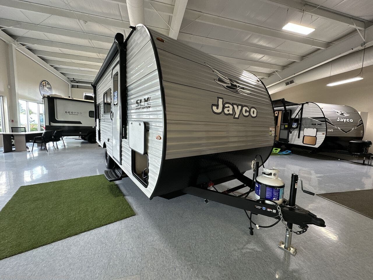 New 2026 Jayco Jay Flight SLX 172DB available in West Seneca, New York