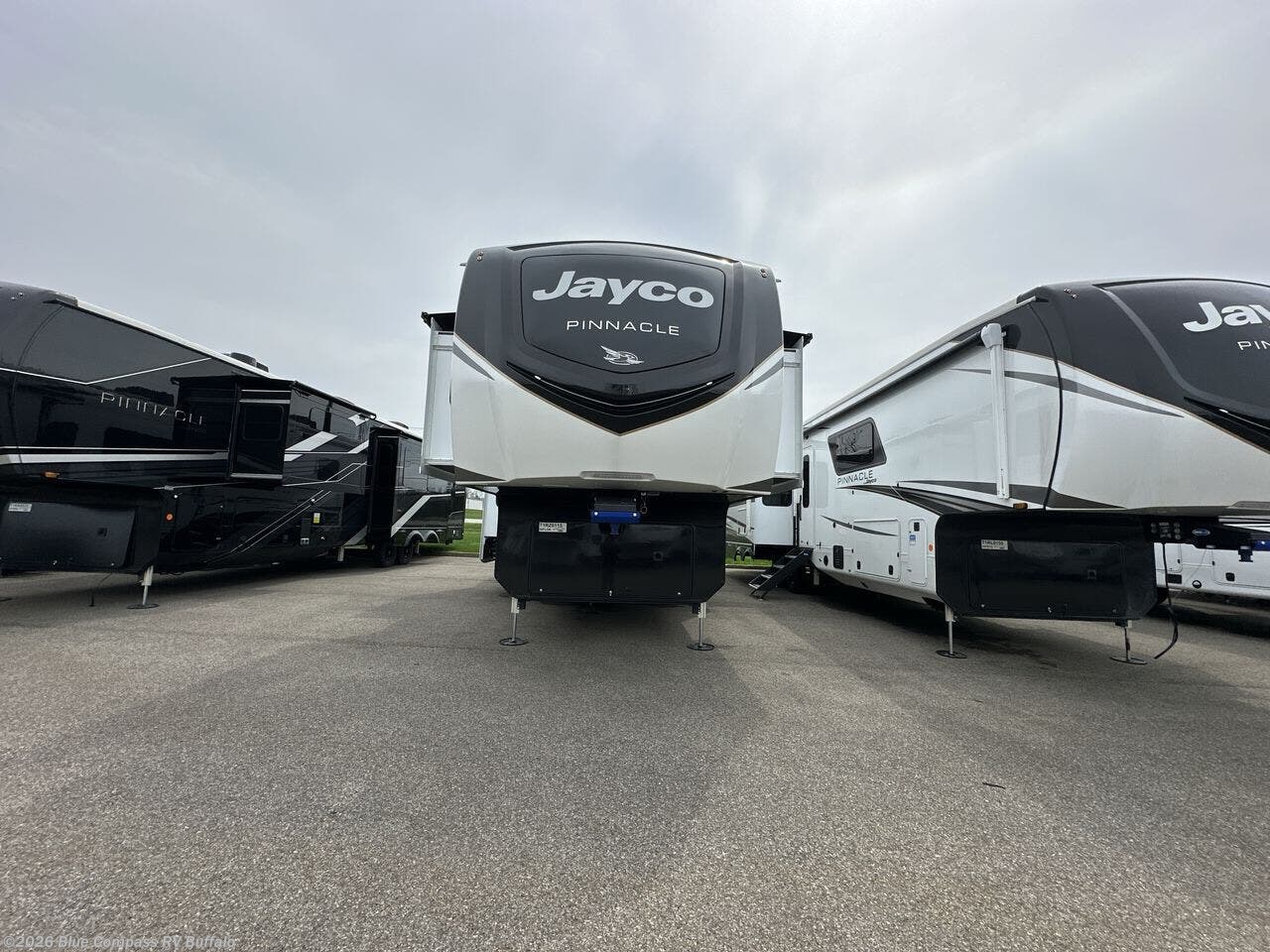 New 2026 Jayco Pinnacle 39FLOK available in West Seneca, New York