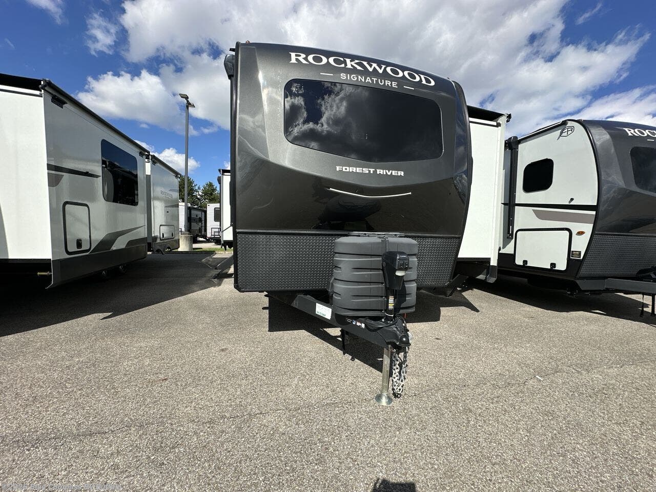 New 2026 Forest River Rockwood Signature 8337RL available in West Seneca, New York