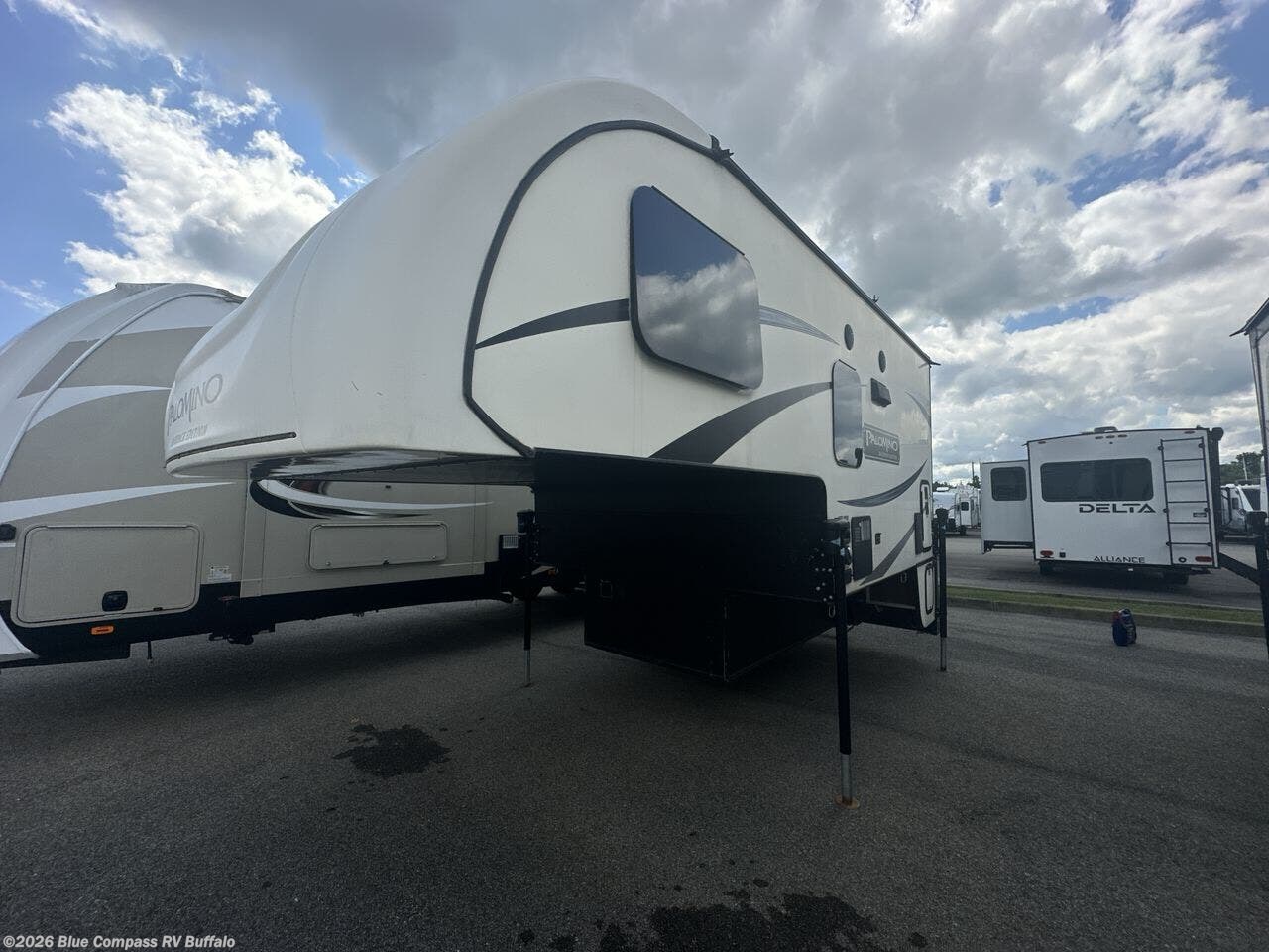 Used 2015 Palomino Backpack Edition Hs 2902 Max available in West Seneca, New York