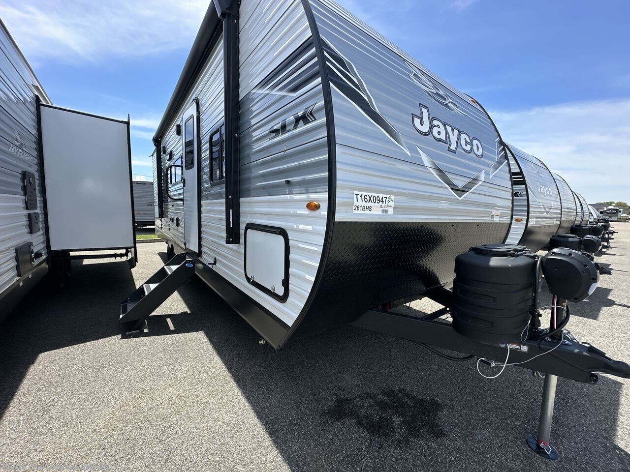 2026 Jay Flight SLX 261BHS by Jayco from Blue Compass RV Buffalo in West Seneca, New York