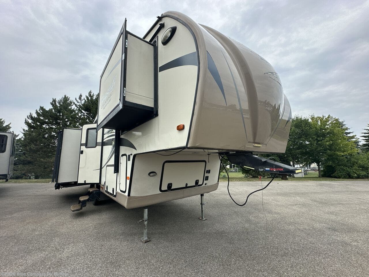 2015 Flagstaff Classic Super Lite 8528IKWS by Forest River from Blue Compass RV Buffalo in West Seneca, New York
