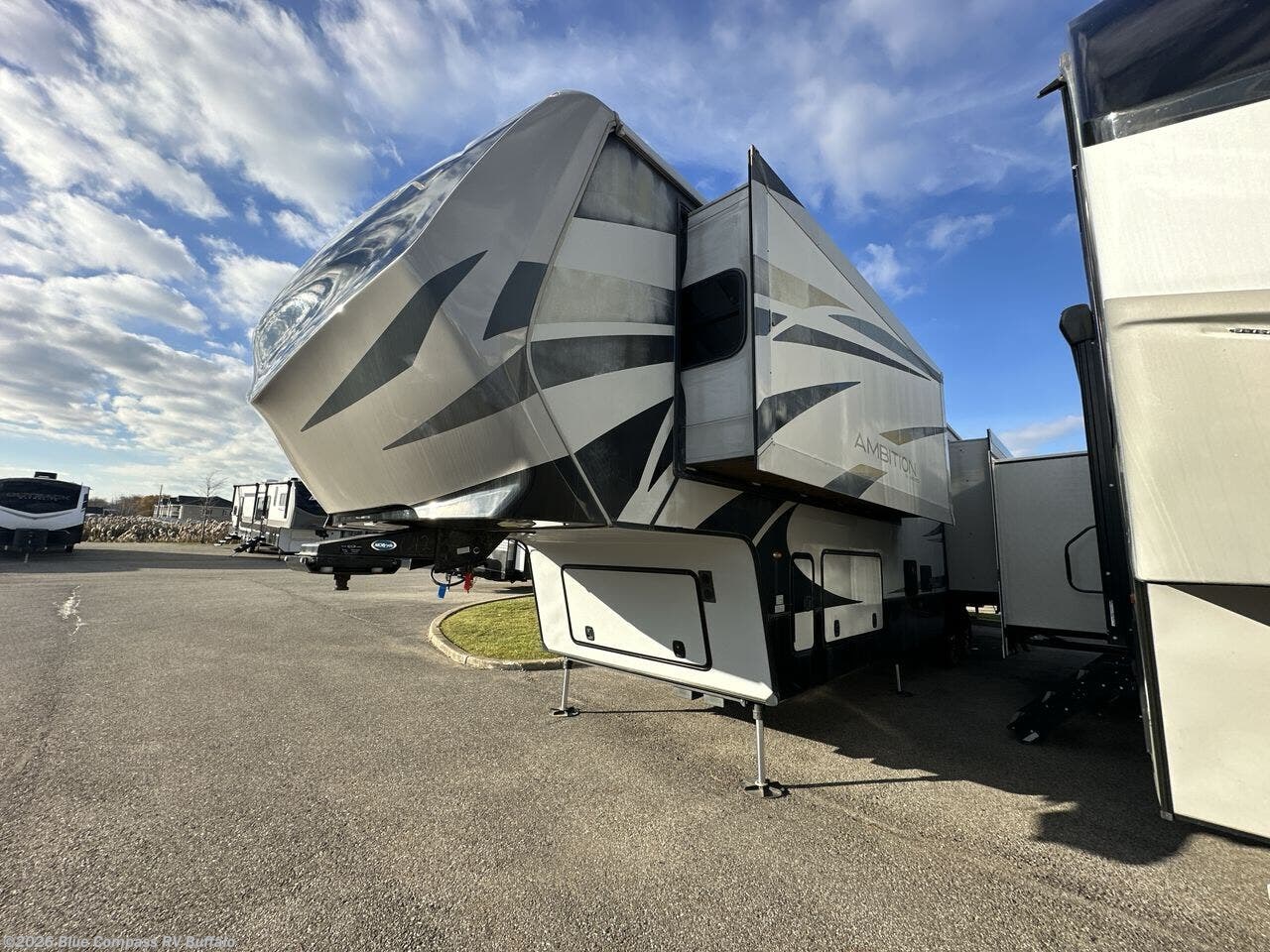 Used 2016 Augusta RV Ambition AB-38RL available in West Seneca, New York
