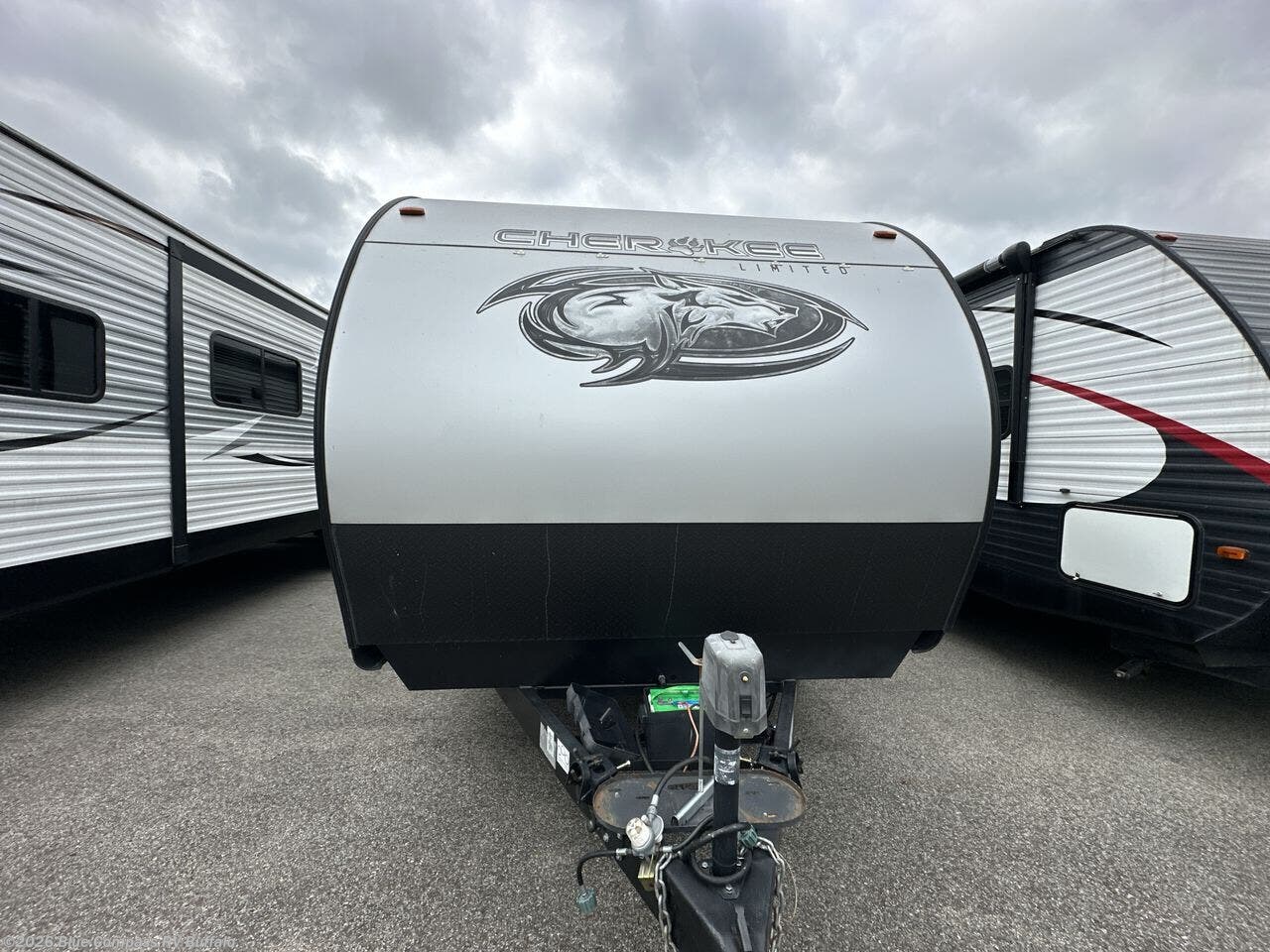 Used 2020 Forest River Cherokee 284DBH available in West Seneca, New York