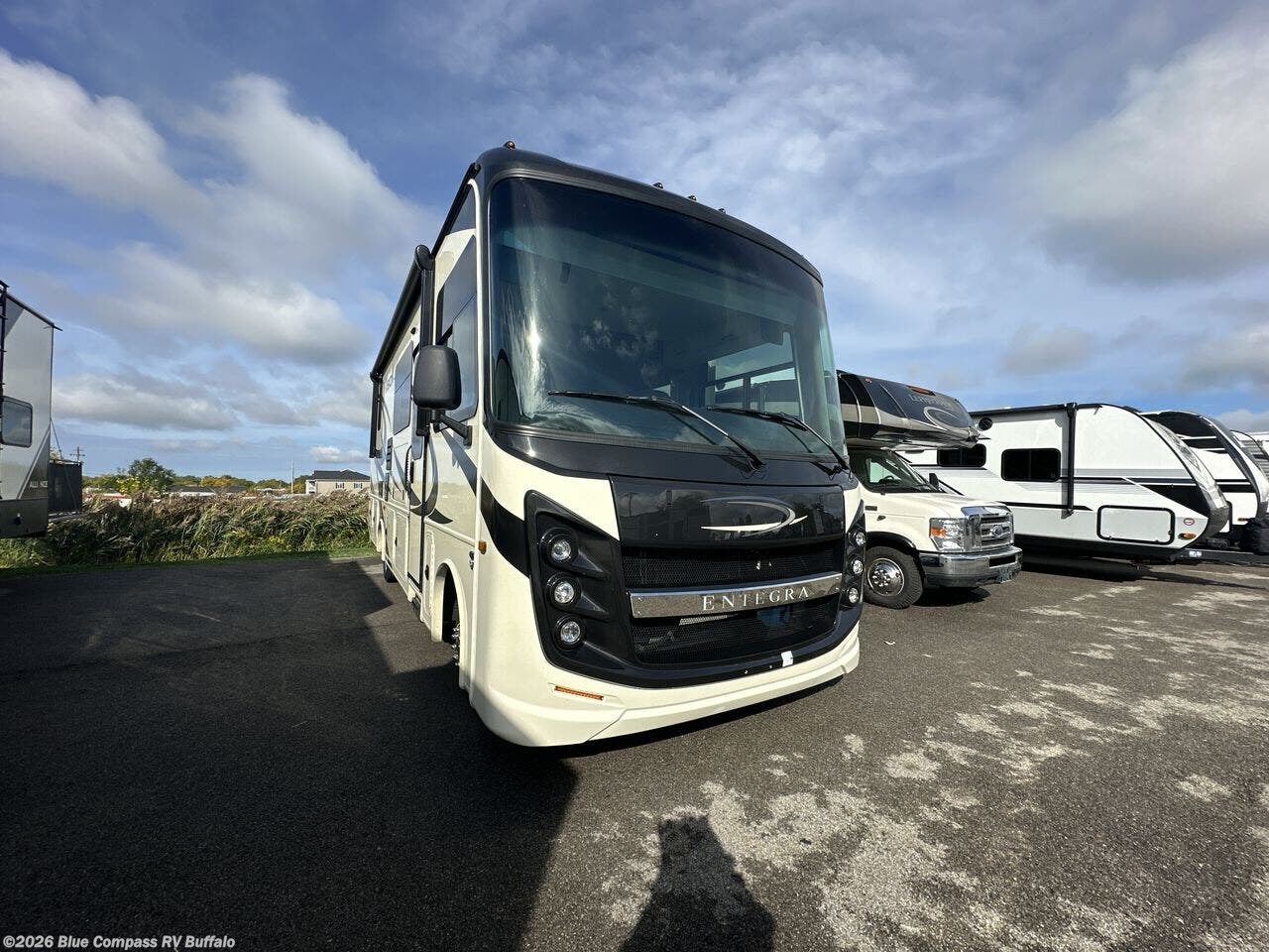 2022 Vision 27A by Entegra Coach from Blue Compass RV Buffalo in West Seneca, New York