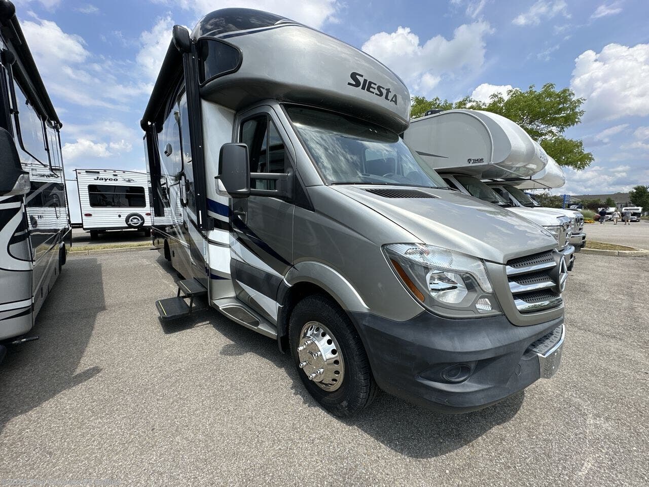 2015 Siesta Sprinter 24SR by Thor Motor Coach from Blue Compass RV Buffalo in West Seneca, New York