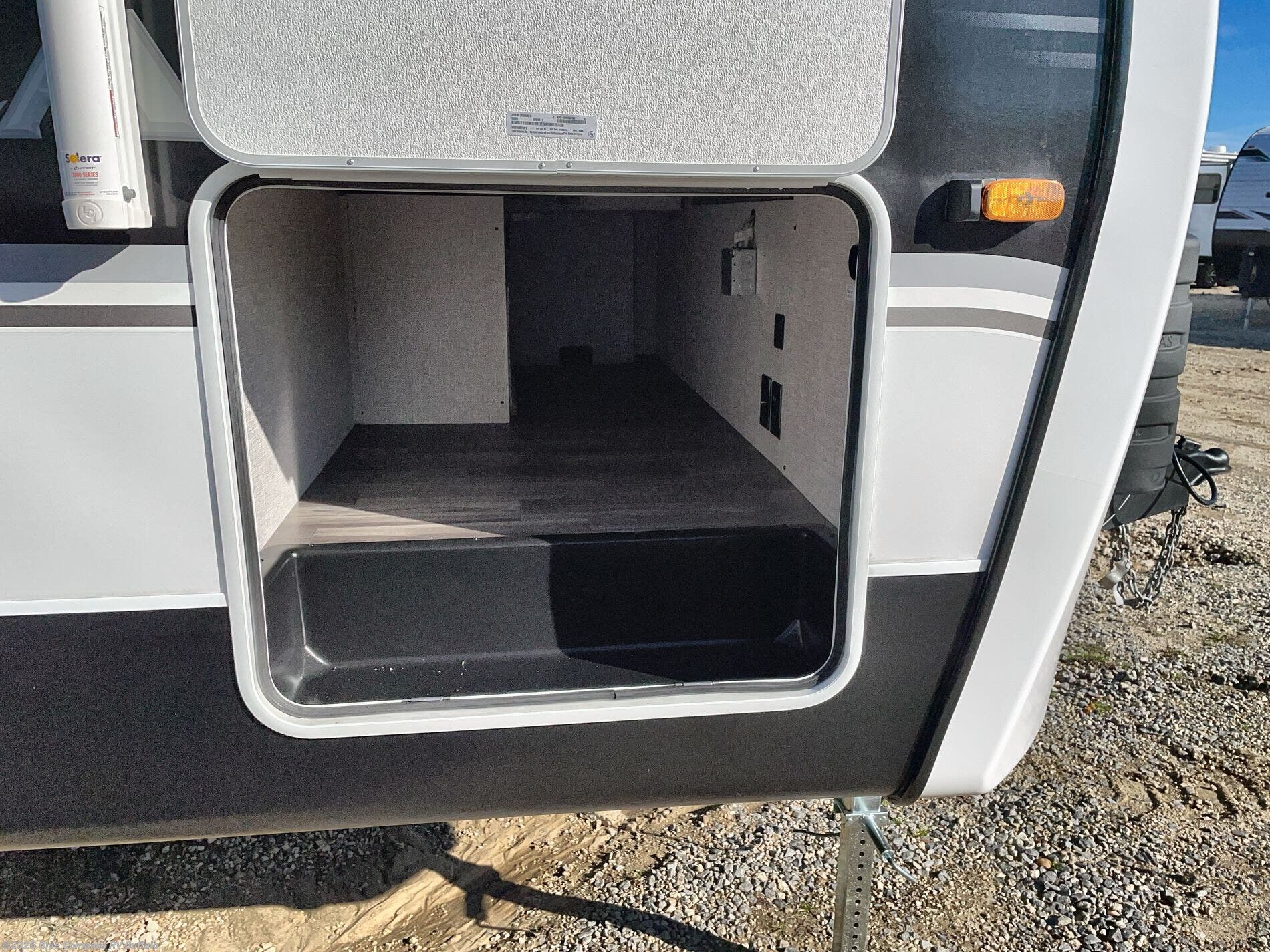 New 2027 Jayco Eagle 294CKBS available in West Seneca, New York