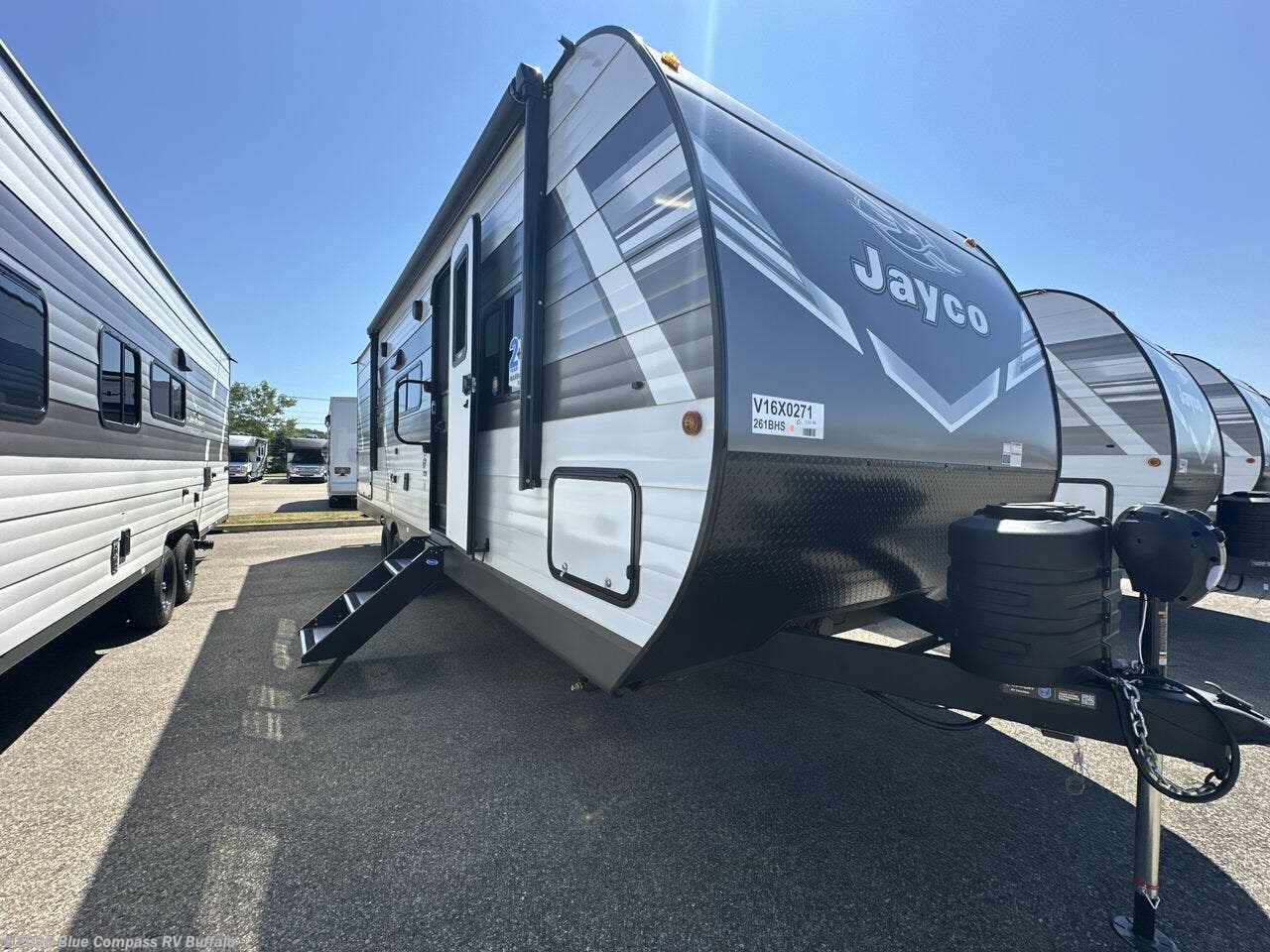 New 2027 Jayco Jay Flight 261BHS available in West Seneca, New York