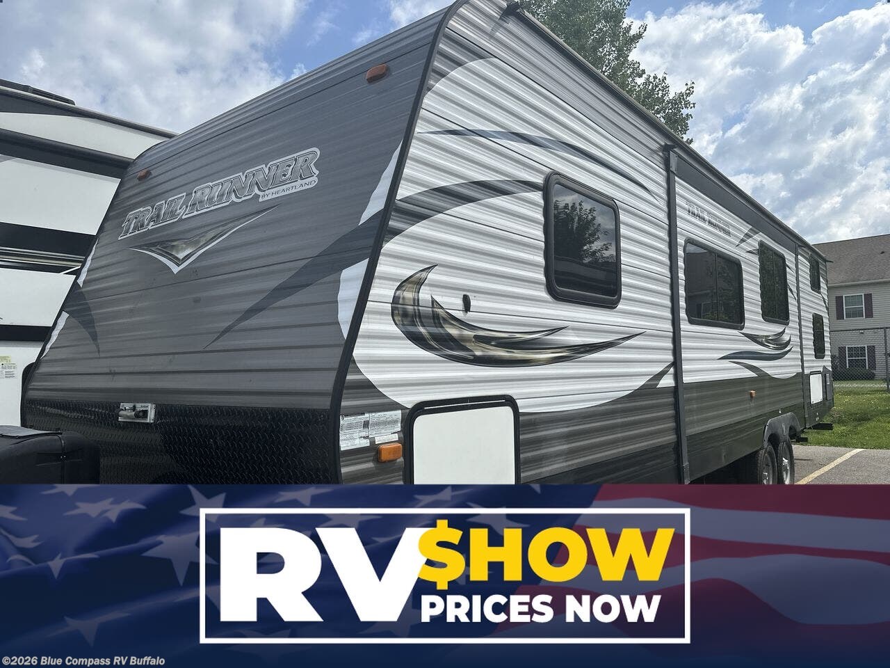 2015 Heartland Trail Runner 29MSB - Used Travel Trailer For Sale by Blue Compass RV Buffalo in West Seneca, New York features Slideout