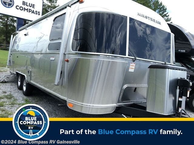 New 2023 Airstream International 27FB available in Alachua, Florida