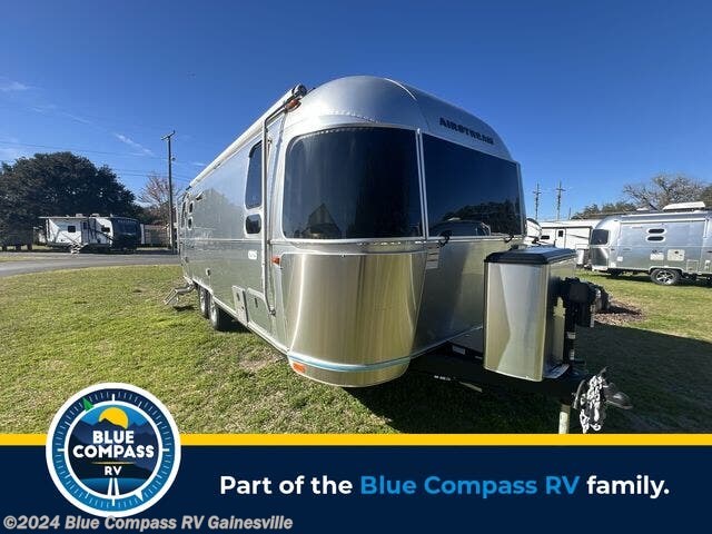 New 2024 Airstream Flying Cloud 25FB available in Alachua, Florida