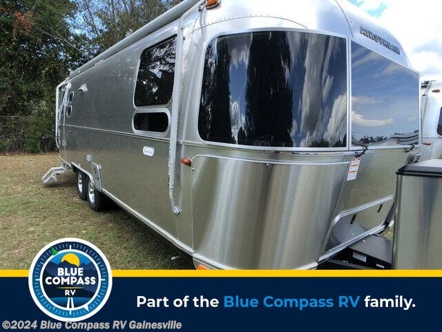 New 2024 Airstream Flying Cloud 27FB available in Alachua, Florida