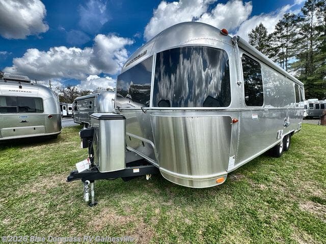 New 2025 Airstream International 27FB Queen available in Alachua, Florida