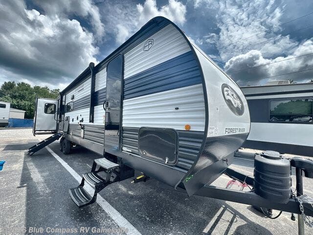 2025 Cherokee Black Label 306MMBL by Forest River from Blue Compass RV Gainesville in Alachua, Florida
