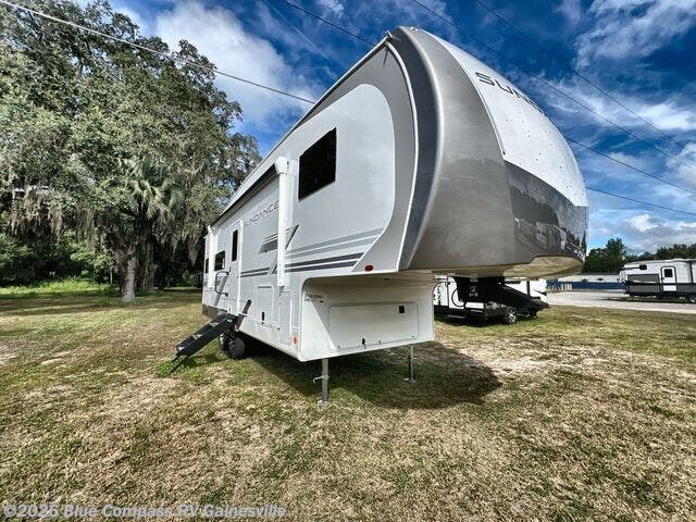 2026 Heartland Sundance XLT 24ML - New Fifth Wheel For Sale by Blue Compass RV Gainesville in Alachua, Florida